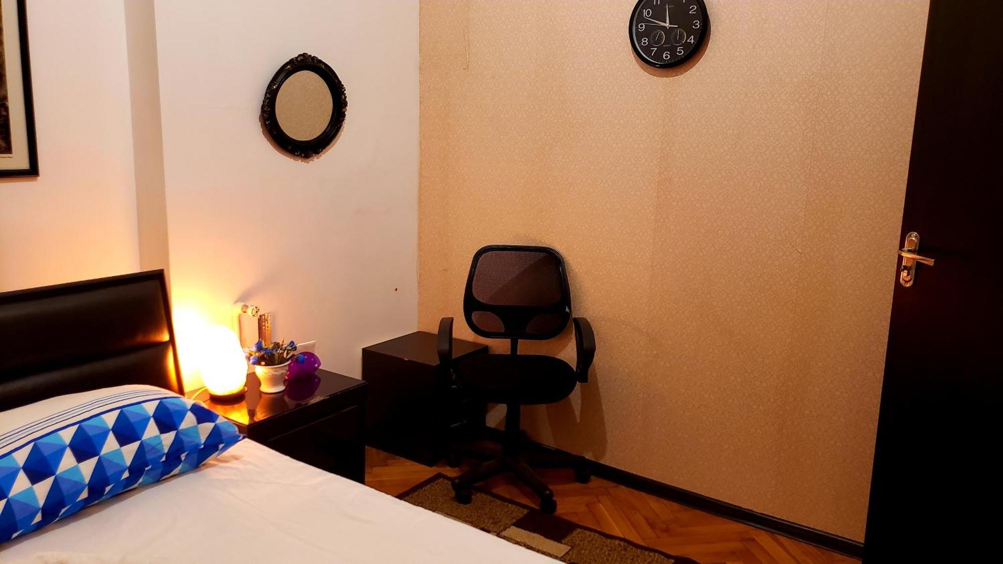 Taj Hostel Tbilisi ภายนอก รูปภาพ